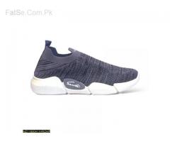 Men sketchers
