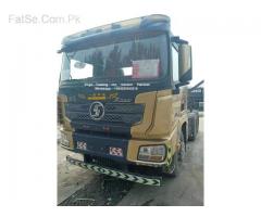 different year of used TRACTOR truck